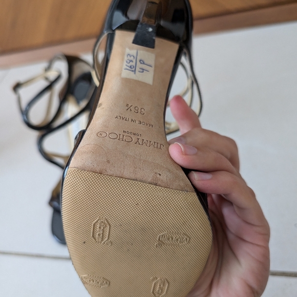 Jimmy Choo Black Patent Leather Lang 100 High-Heel - Picture 5 of 11